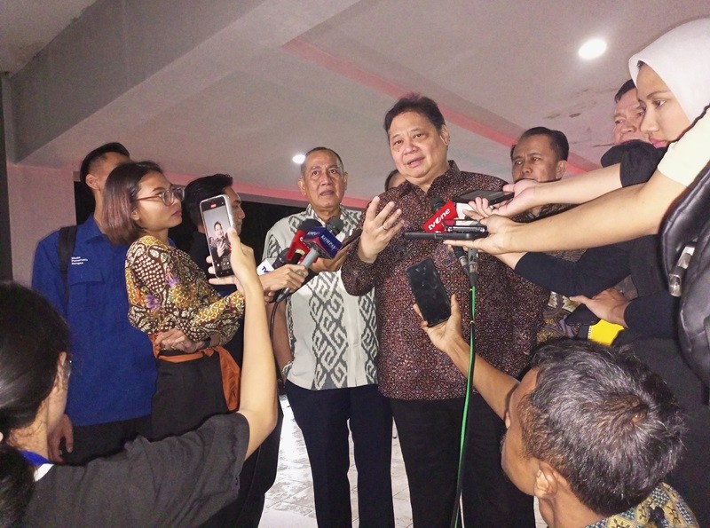 Seruan Kabur Aja Dulu Menggema, Airlangga Bakal Genjot Lapangan Kerja (foto yohannes demo)