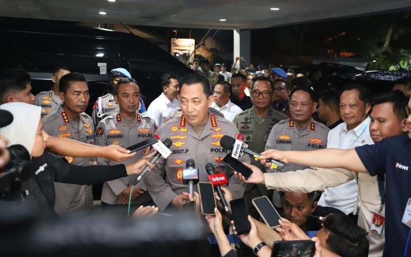 Kapolri Jenderal Listyo Sigit Prabowo mengatakan, 164.298 personel gabungan akan diterjunkan untuk mengamankan Idul Fitri 2025
