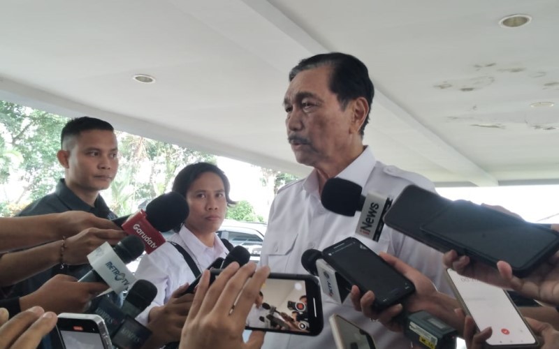 Ketua Dewan Ekonomi Nasional, Luhut Pandjaitan mengungkapkan, sebagian pabrik tekstil dan sepatu dari Vietnam bakal pindah ke Indonesia. (Foto: MNC Media)