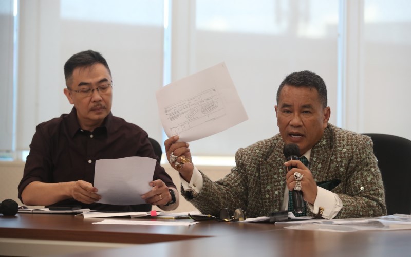 Kuasa Hukum BHIT, Hotman Paris memastikan seluruh transaksi, termasuk sertifikat deposito (NCD) oleh Unibank saat itu sah. (Foto: iNews Media/Aziz Indra)