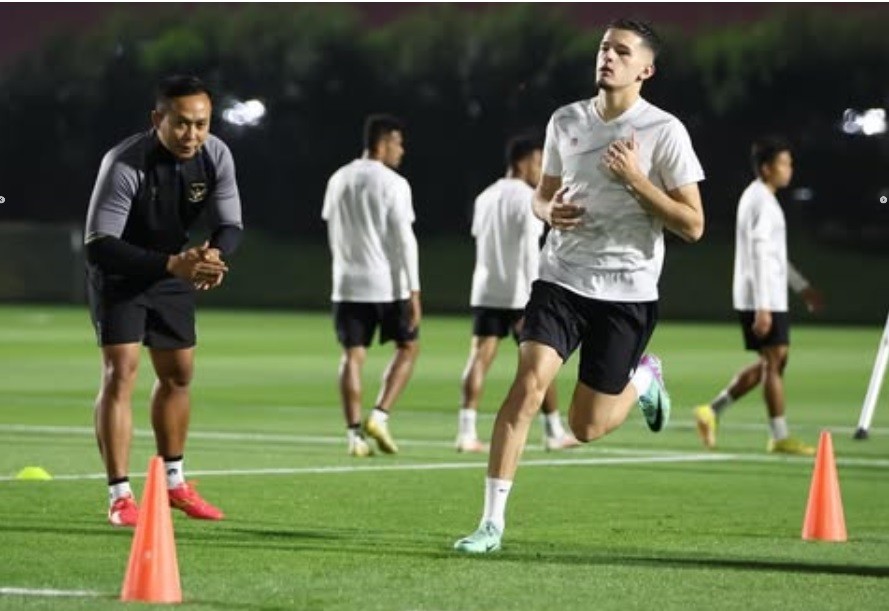 Sofie Imam bergabung dalam staf pelatih Patrick Kluivert di Timnas Indonesia untuk meningkatkan kebugaran pemain. (foto: Instagram)
