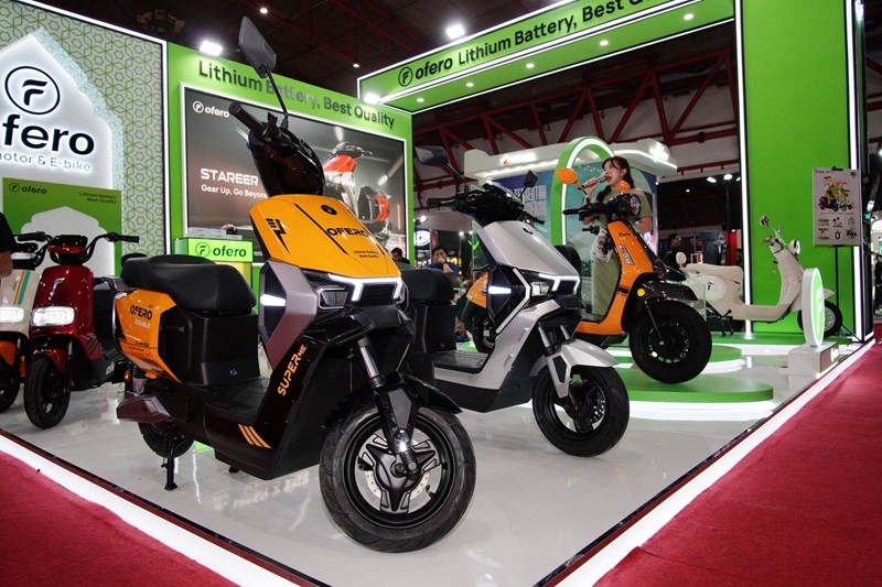 Ofero luncurkan tiga model sepeda listrik, Stareer 3 Lit tempuh 120 km sekali isi daya. Hadir di Jakarta Lebaran Fair! (foto: Fadli/MPI)