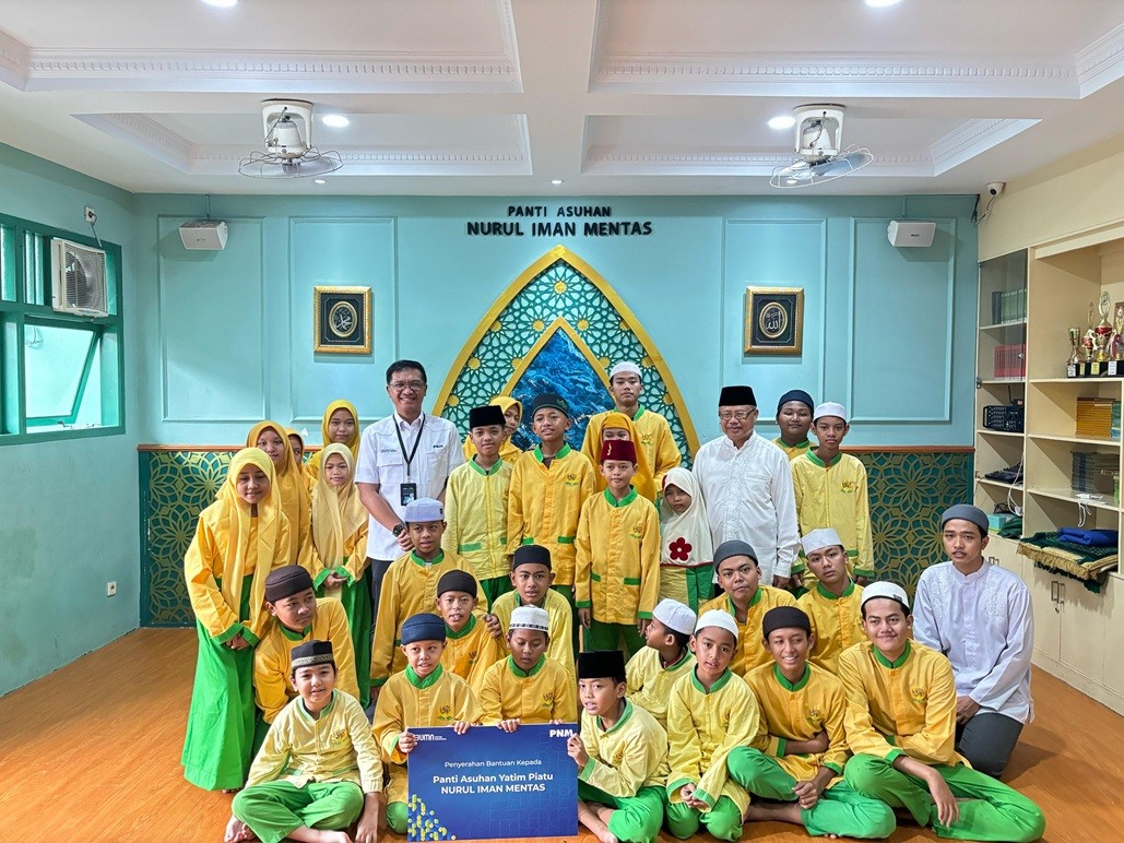 PNM Gandeng Awak Media Salurkan Bantuan ke Masjid dan Panti Asuhan Yatim Piatu. (Foto Istimewa)