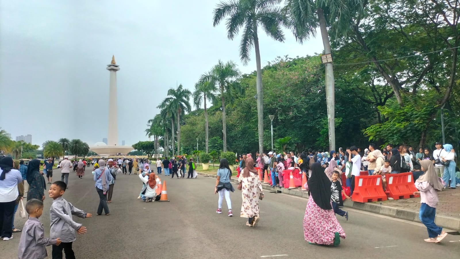 36.113 Wisatawan Sambangi Monas pada Hari Kedua Lebaran. (Foto: MNC Media)