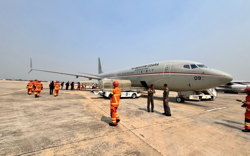 Pesawat Boeing 737-800 TNI Angkatan Udara dengan nomor registrasi A-7309 dari Skadron Udara 17 Lanud Halim Perdanakusuma berhasil mendarat di Bandara Naypyidaw,