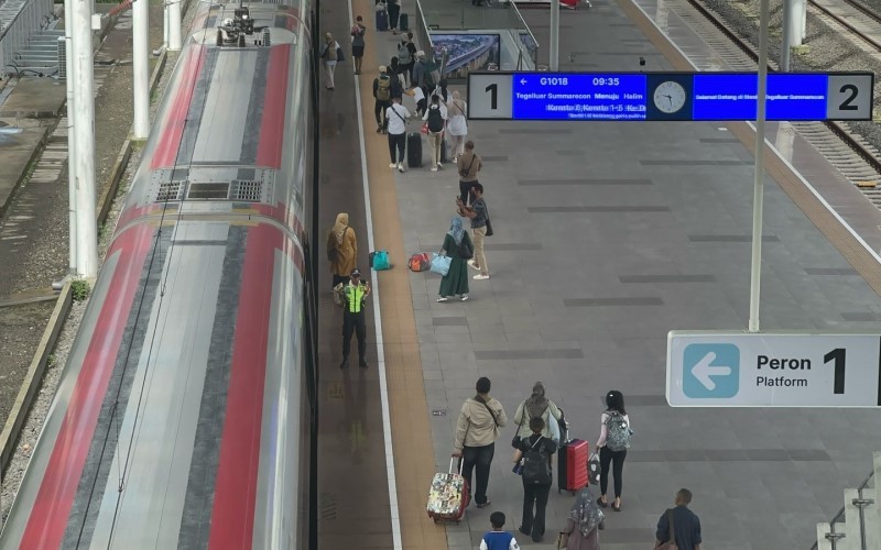 Whoosh sejauh ini melayani 250 ribu penumpang selama libur Lebaran 2025. (Foto: Dok. Whoosh)
