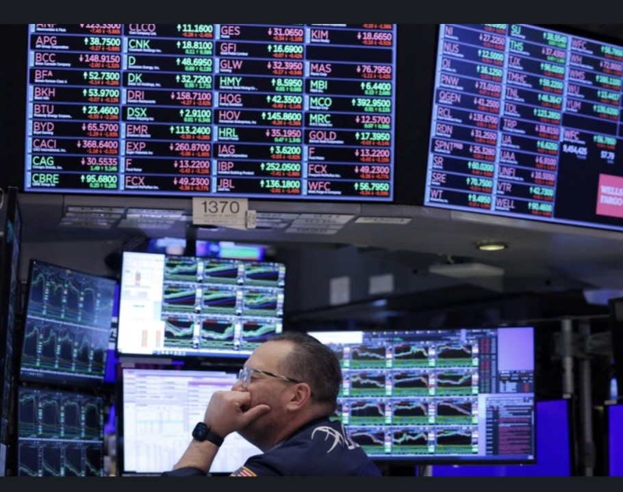 Bursa Saham AS Kompak Anjlok, Dow Jones Turun 5,5 Persen  (FOTO:Investing.com)