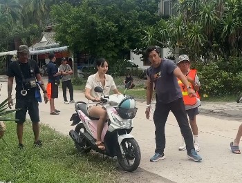 Viral di Medsos, Intip Spesifikasi Honda BeAT Karbu yang Dipakai Lisa Blackpink. Foto: MNC Media.
