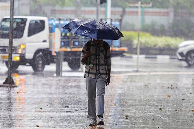 Prediksi Cuaca Hari Ini, Hujan Sedang hingga Lebat Terjadi di Kota Besar (FOTO:iNews Media Group)