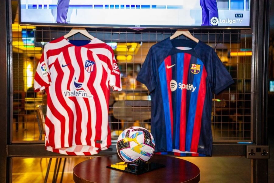 Liga Spanyol atau LaLiga mencatatkan rekor pendapatan dan jumlah penonton di musim 2023/2024. Total pendapatan standar mencapai 5,049 miliar euro. (foto: LaLiga