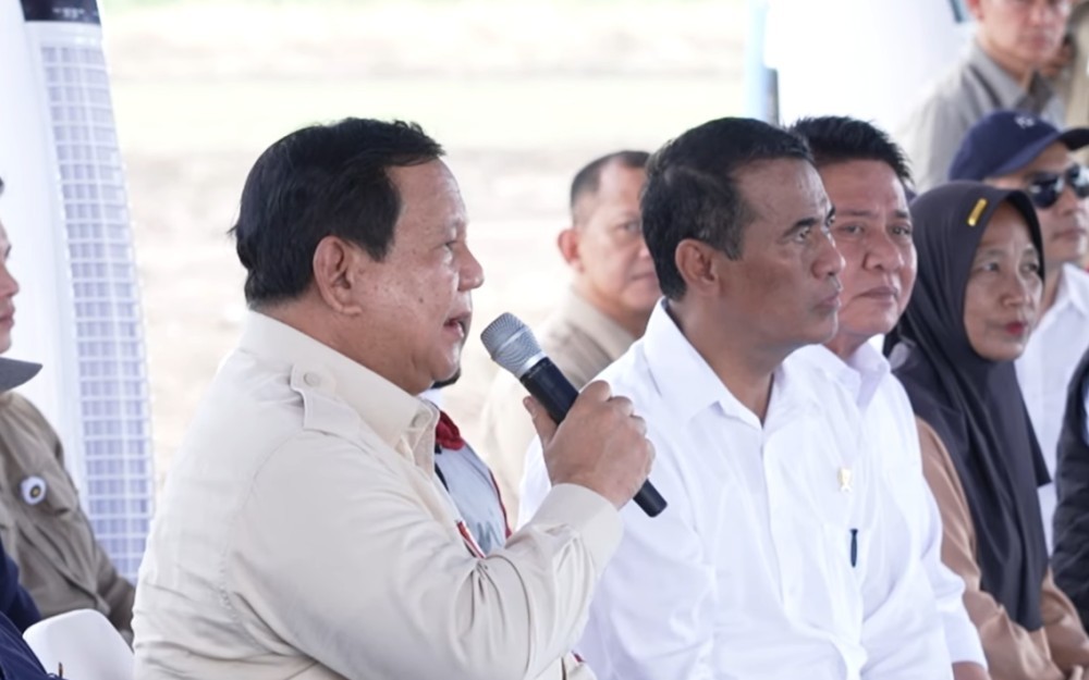 Kelakar Prabowo ke Mentan Amran: Kalo Menteri Pertanian Tak Hitam Saya Curiga (Foto: Sekretariat Presiden)