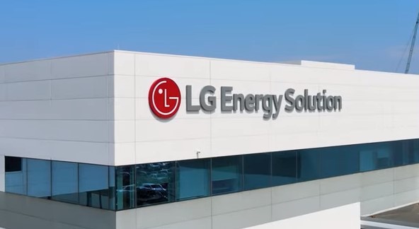 Tak Lagi Garap Proyek Baterai EV, LG Tetap Komitmen Investasi di RI. Foto: dok. Youtube LG Energy Solution.