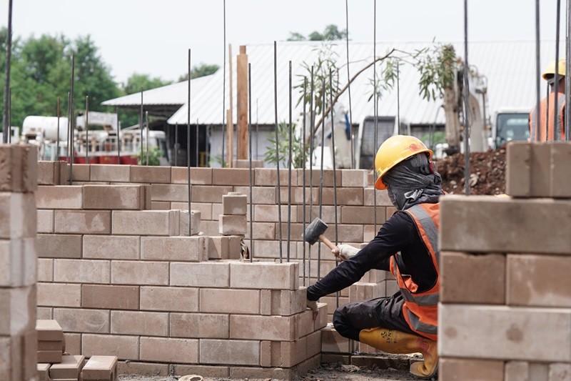 Industri Semen Kontraksi, Laba SMGR Turun Tajam di Kuartal I-2025 (foto dok sig)