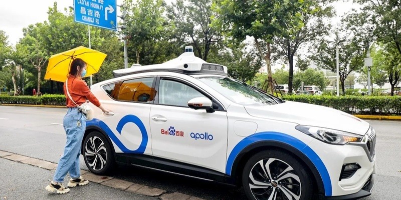 Perusahaan teknologi asal China Baidu dikabarkan akan menguji coba layanan taksi tanpa pengemudi, Apollo Go, di Eropa untuk pertama kalinya.  (foto: Electek)