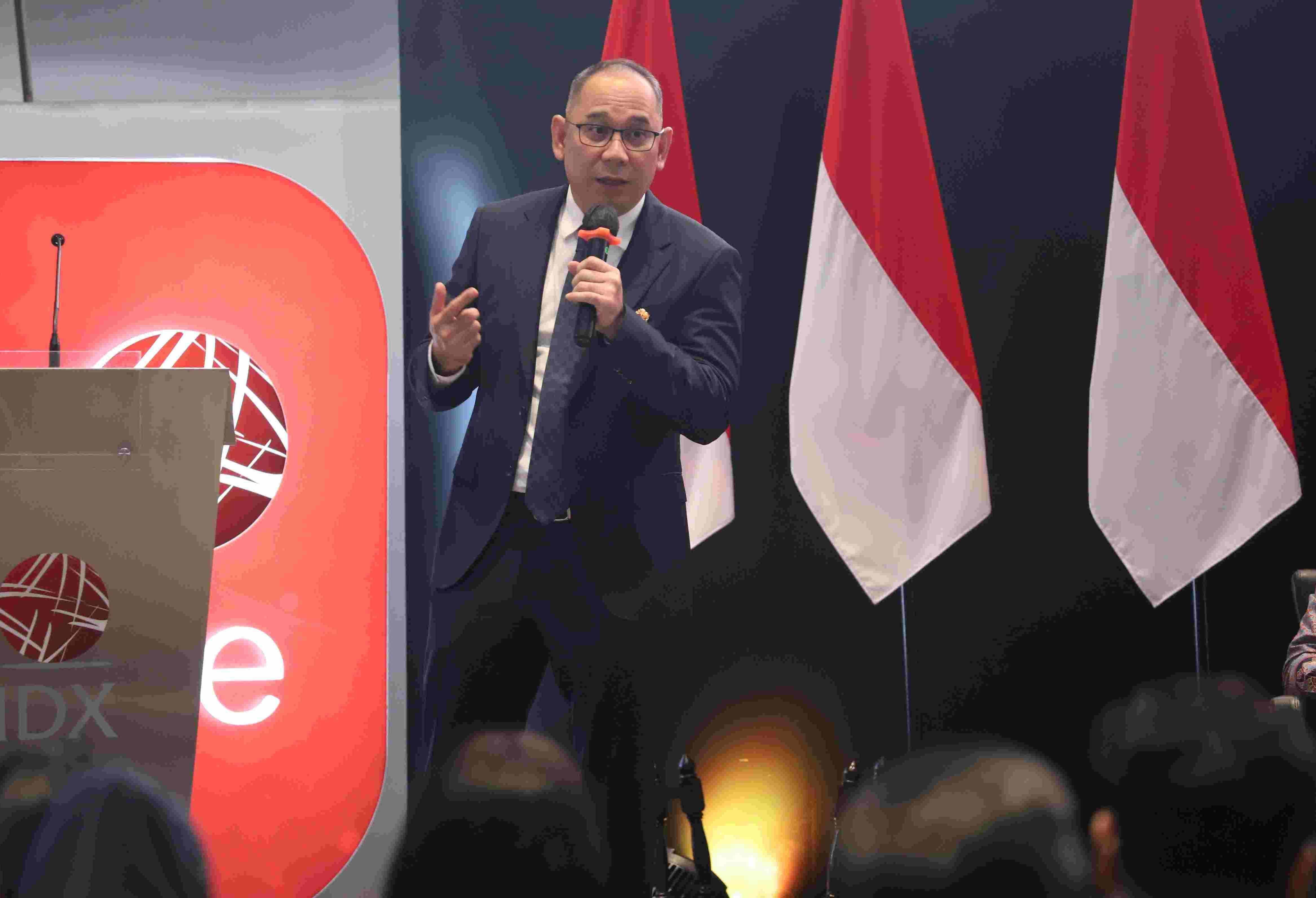 Harga emas diprediksi terus naik hingga 2026. (Foto: Arif Julianto/Inews Media Group)