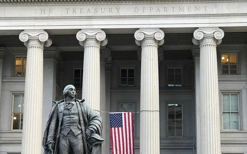 Moody's memangkas peringkat surat utang AS dari Aaa menjadi Aa1, pertama sejak 1917. (Foto: Dok. Department of Treasury)