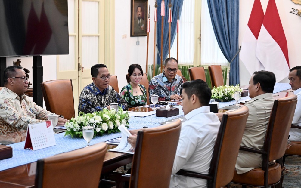 Presiden Prabowo Subianto memanggil jajaran Badan Pengusahaan (BP) Batam di Istana Merdeka, Jakarta, Kamis (22/5/2025). (Biro Setpres)
