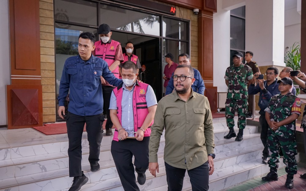 Mantan pejabat Kominfo menjadi tersangka kasus proyek Pusat Data Nasional Sementara atau PDNS.