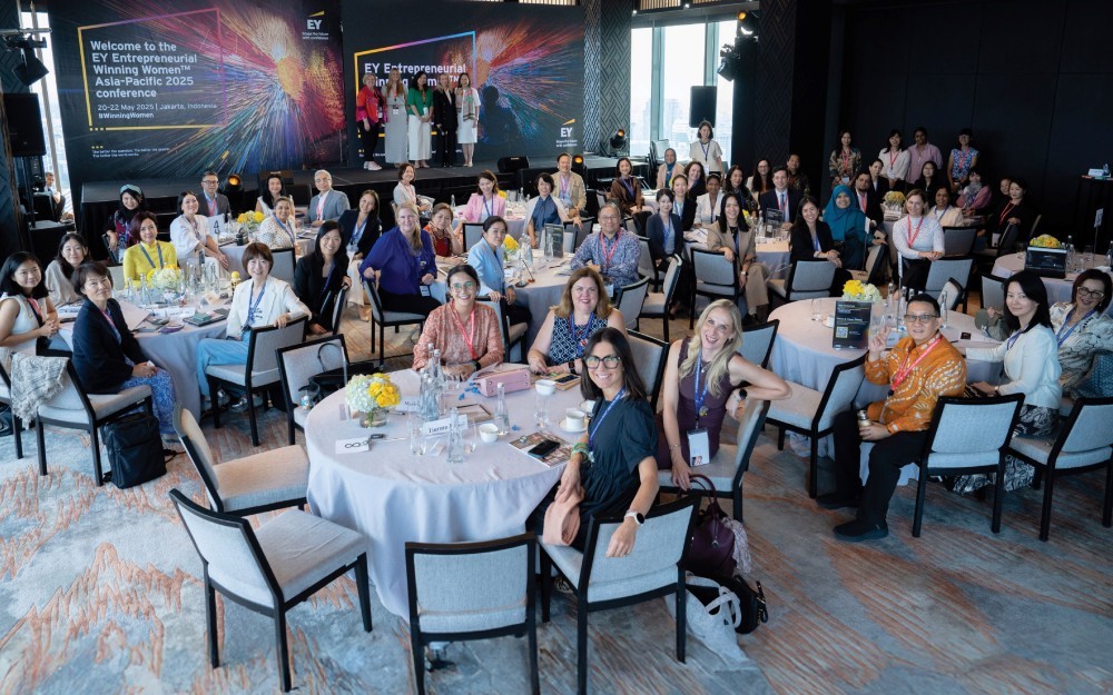 EY Sukses Gelar Konferensi EY Entrepreneurial Winning Women Asia-Pasific ke-10 di Jakarta (EY)