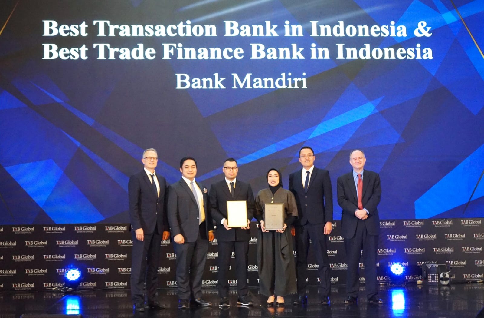  Dok. Bank Mandiri)