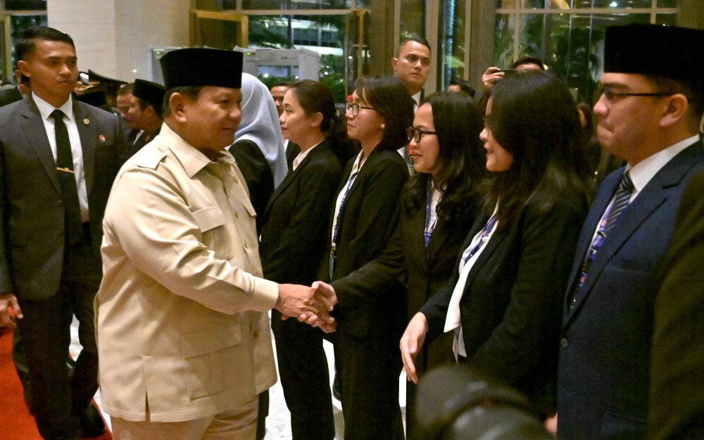 Presiden Prabowo Tiba di Malaysia Jelang KTT ke-46 ASEAN, Disambut Dispora Indonesia (Biro Setpres)