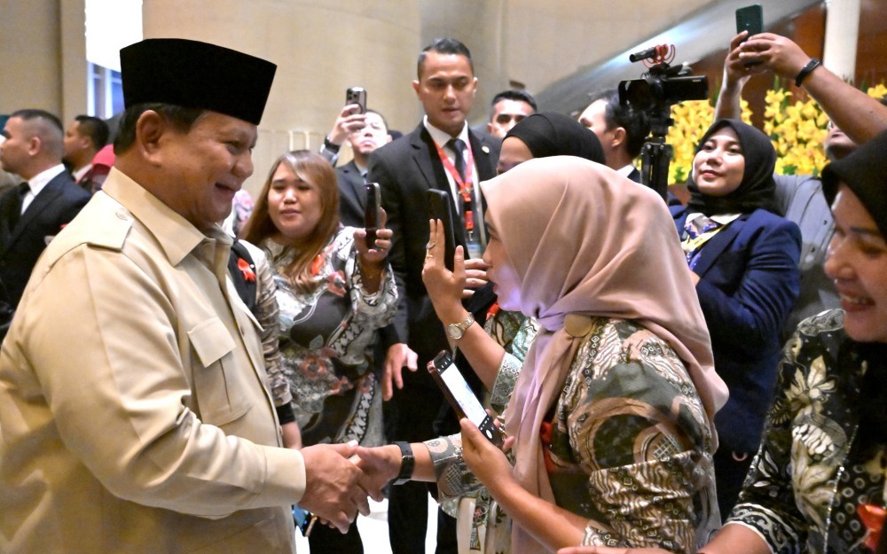 Presiden Prabowo Tiba di Malaysia Jelang KTT ke-46 ASEAN, Disambut Dispora Indonesia (Biro Setpres)