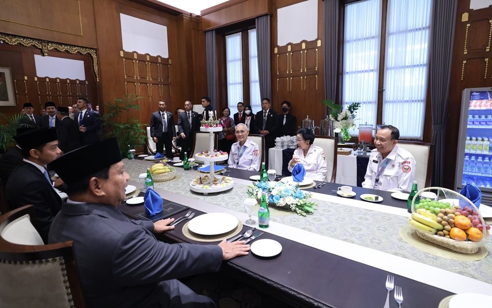 Kelakar Presiden Prabowo ke Megawati: Ibu agak Kurus, Dietnya Berhasil (Binti Mufarida/iNews Media Group)