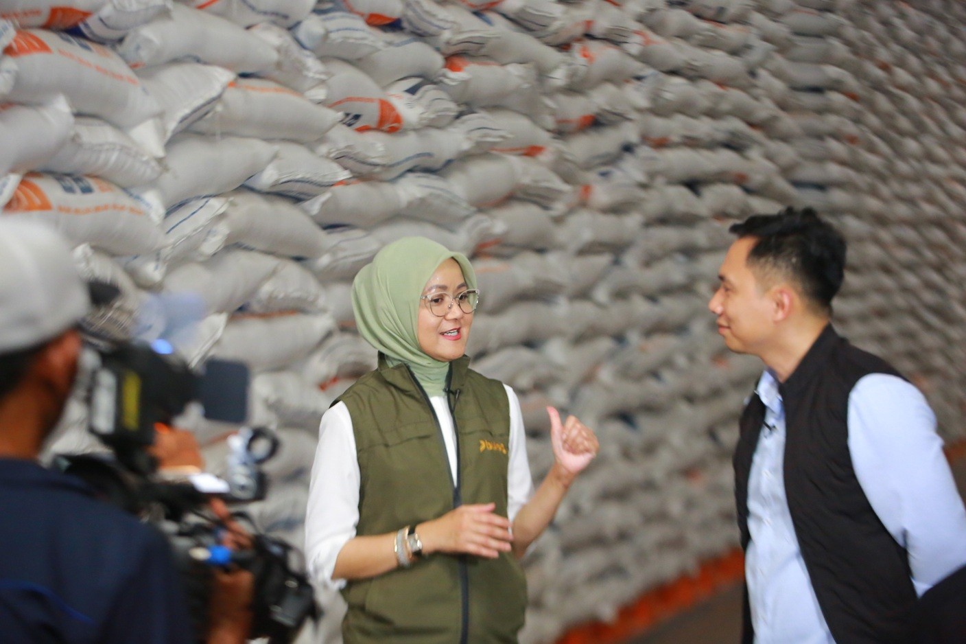 Bulog Komitmen Jadi Offtaker Hasil Panen Petani di Mojokerto dan Sidoarjo. (Foto iNews Media Group)