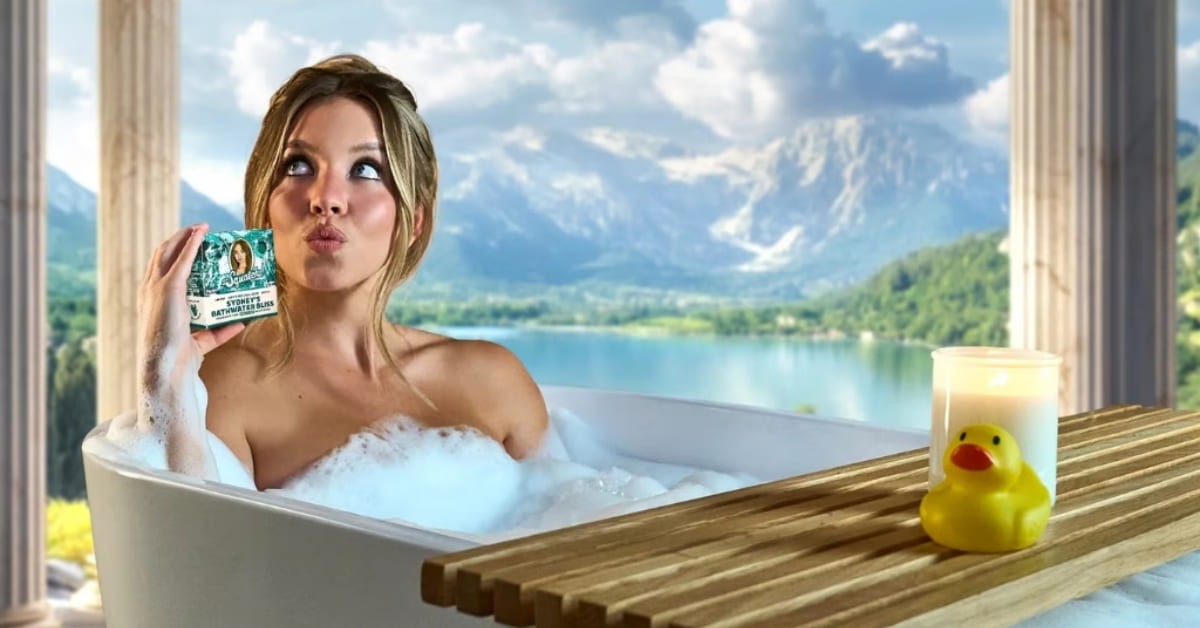 Bekas Air Mandi, Berapa Harga Sabun Sydney Sweeney? (Foto: VICE)