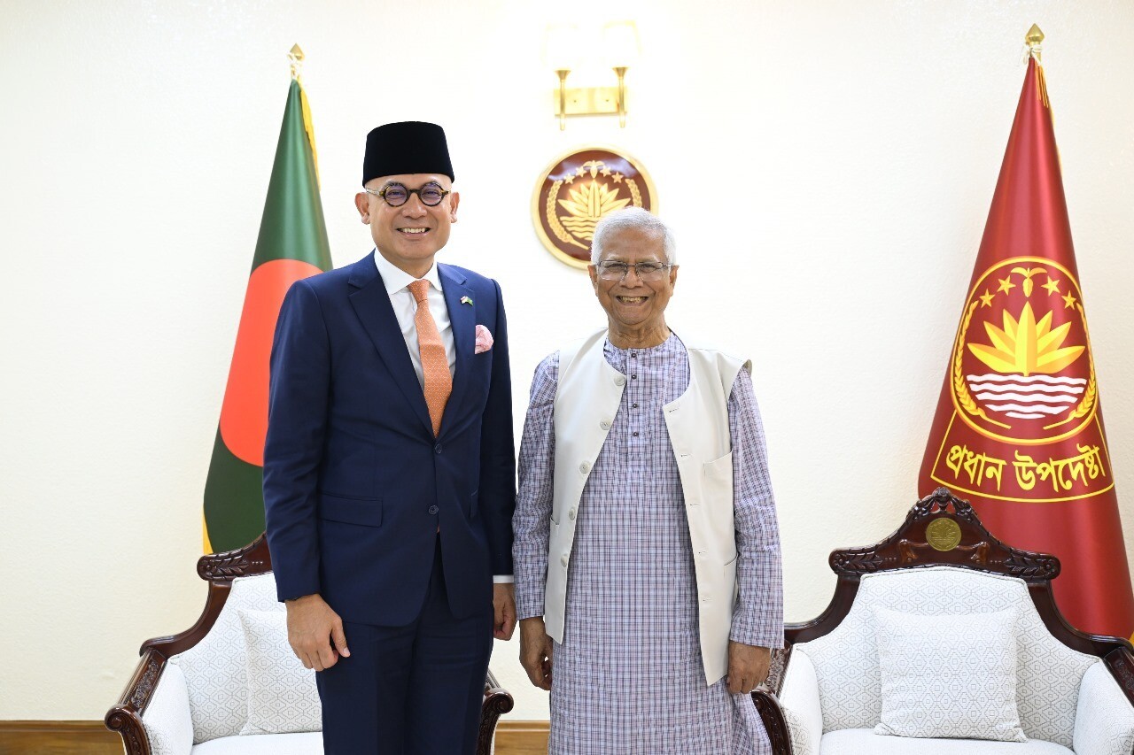 Wamenlu Tata Temui PM Bangladesh, Bahas Kerja Sama Energi. (Foto: Kemlu)