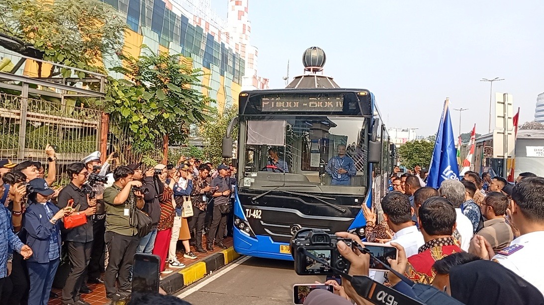 Tiga Rute Baru Transjabodetabek Jadi Primadona, Jumlah Penumpang Tembus 6.000 per Hari. (Foto: Inews Media Group)