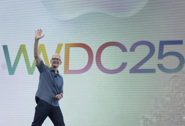 Apple Umumkan Perubahan iOS dan Sejumlah Fitur Baru, Sahamnya Justru Anjlok 1 Persen. (Foto: AP Photo)