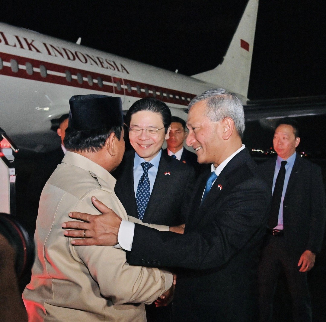 Tiba di Singapura Minggu Malam, Prabowo Disambut Hangat PM Lawrence Wong  (FOTO:Dok Biro Pers Sekretariat Kepresidenan)