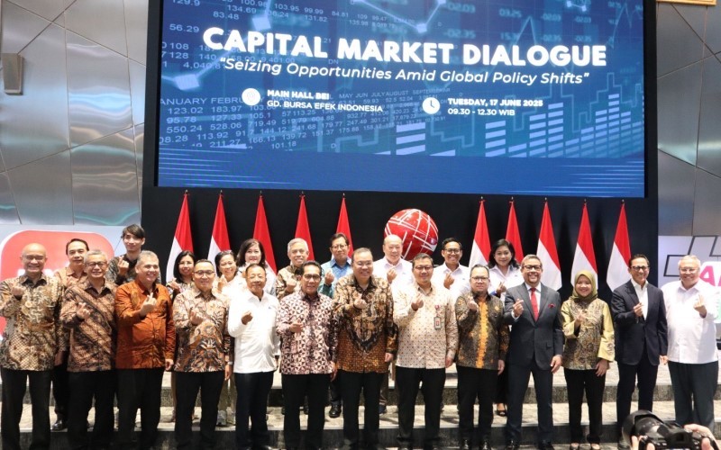 AEI, AMII, dan APEI menggelar kegiatan Capital Market Dialogue bertajuk “Seizing Opportunities Amid Global Policy Shifts”. (Foto: iNews Media/Dinar Fitra)
