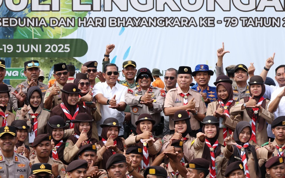Cegah Karhutla dan Illegal logging, Polri Minta Masyarakat Jaga Kelestarian Lingkungan (Humas Polri)