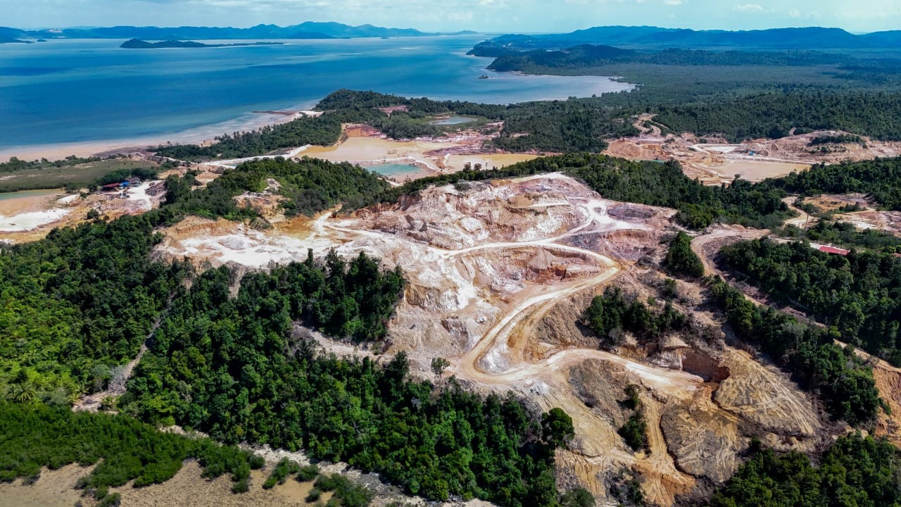KKP Sidak Penambangan Pasir di Kepri, Temukan Kerusakan Masif. (Foto: Inews Media Group)