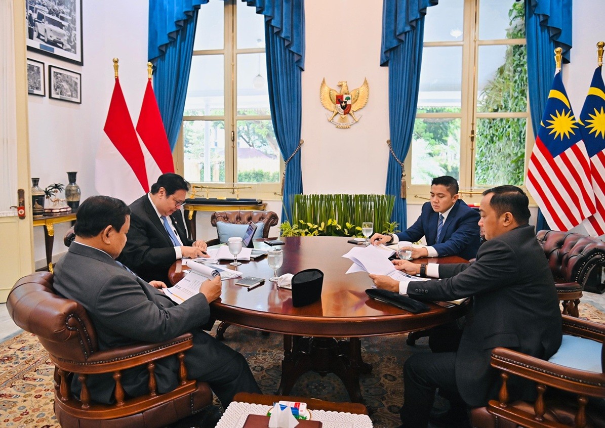 Seskab Teddy Beberkan Hasil Negosiasi Tarif Trump: Indonesia-AS Sepakati Win-Win Solution. (Foto Instagram @sekretariat.kabinet)