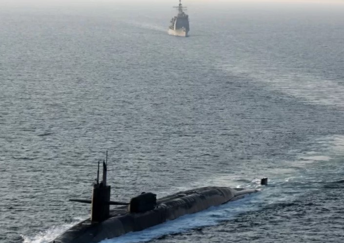 Ini Dampaknya Buat Indonesia Jika Iran Tutup Selat Hormuz. Foto: X/@WarshipsIFR