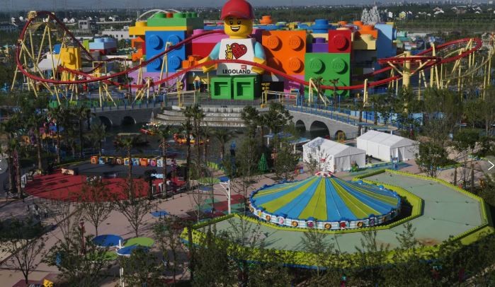 Legoland Terbesar Dibangun di China, Gunakan 85 Juta Keping Lego (Foto: dok AP)