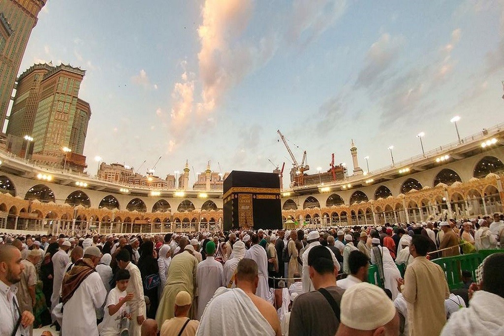  Cara Beli Paket Umrah Travel di BSI)