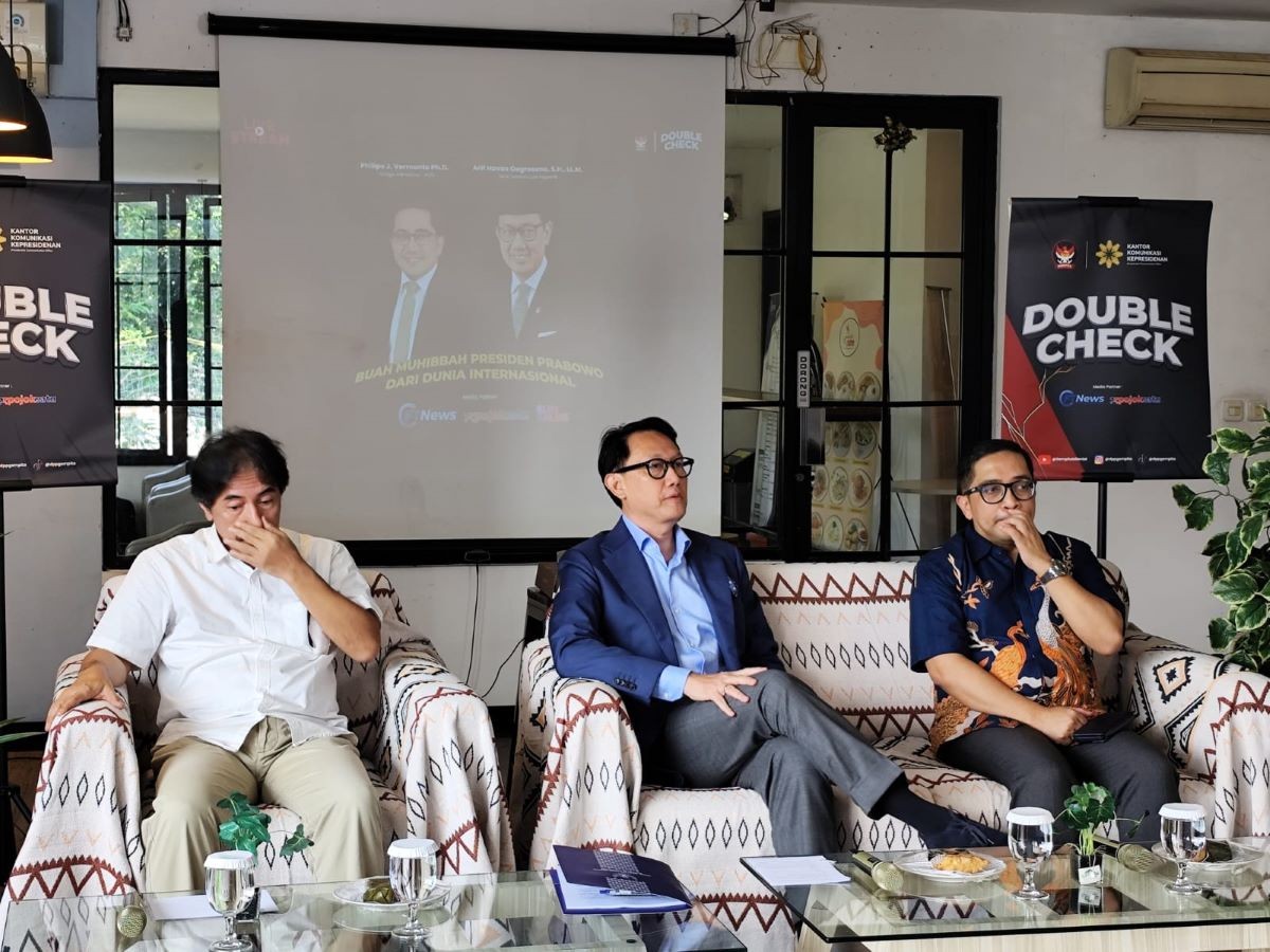 Wamenlu Nilai Kekhawatiran Produk AS Banjiri Pasar RI Terlalu Dibesar-Besarkan. (Foto: Inews Media Group)