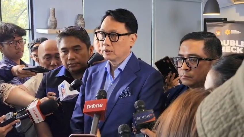 Soal Rangkap Jabatan Jadi Komisaris BUMN, Wamenlu: Kita Ikuti MK Saja. (Foto: Felldy Utama/Inews Media Group)