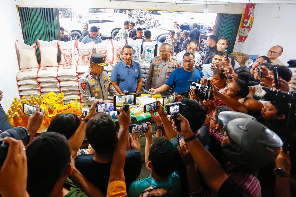 Polisi Amankan Pengoplos Beras Kualitas Rendah, Begini Modusnya