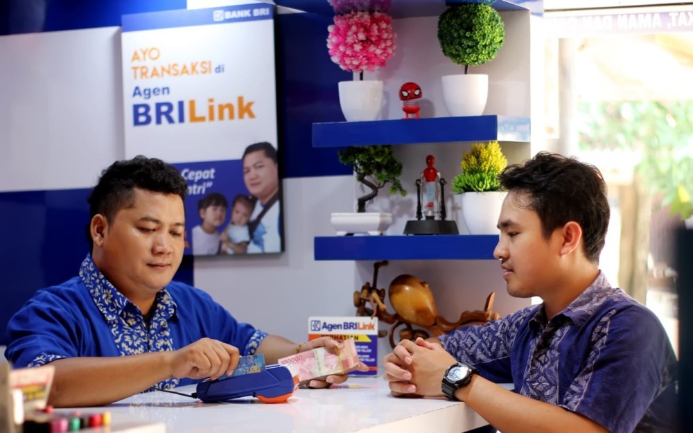 BRI (BBRI) Salurkan BSU 2025 Senilai Rp2,25 Triliun untuk 3,76 Juta Penerima  (BRI)