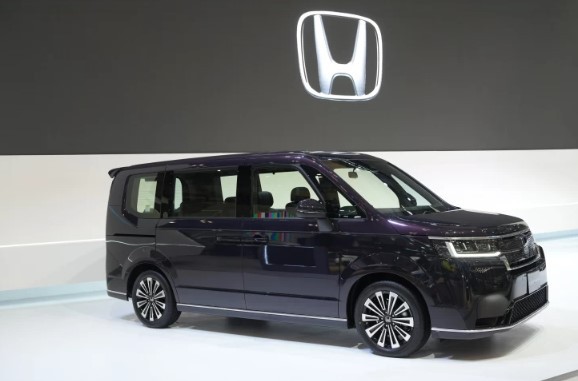 Honda Step WGN e:HEV Resmi Meluncur di GIIAS 2025, Sudah Terpesan 200 Unit, (Foto: Inews Media Group)