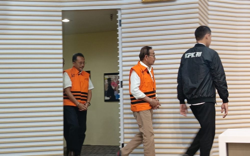 KPK Tahan Mantan Dirut Hutama Karya Bintang Perbowo terkait Dugaan Korupsi Jalan Tol Trans Sumatera (Nur Khabibi/iNews Media Group)