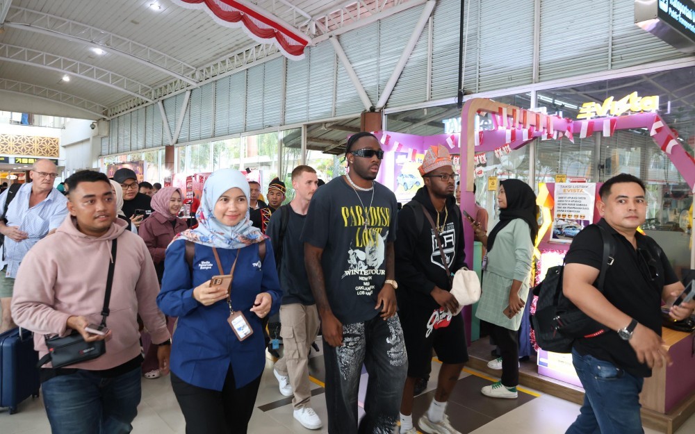 Rapper Asal Amerika Melly Mike Tiba di Riau, Siap Semarakkan Penutupan Pacu Jalur