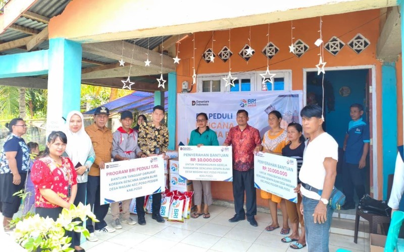 BRI berperan aktif dalam memberikan bantuan kepada masyarakat yang terkena bencana gempa bumi di Poso, Sulawesi Tengah. (Foto: Dok. BRI)