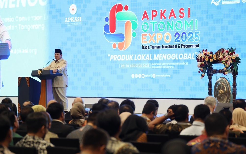 Ingatkan Bupati Seluruh Indonesia, Prabowo: Yang Penting Kerja Bukan Kunjungan Kerja (Biro Setpres)