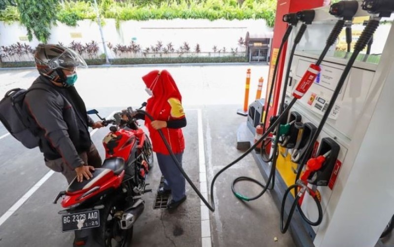 Shell Indonesia tengah menghadapi kelangkaan stok Bahan Bakar Minyak (BBM) di sejumlah Stasiun Pengisian Bahan Bakar Umum (SPBU). (Foto: iNews Media Group)